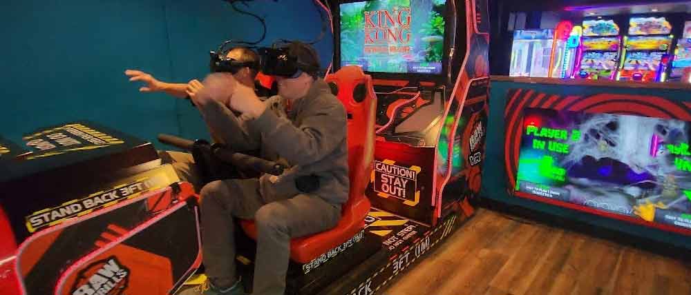 gamers playing king kong vr in breckenridge